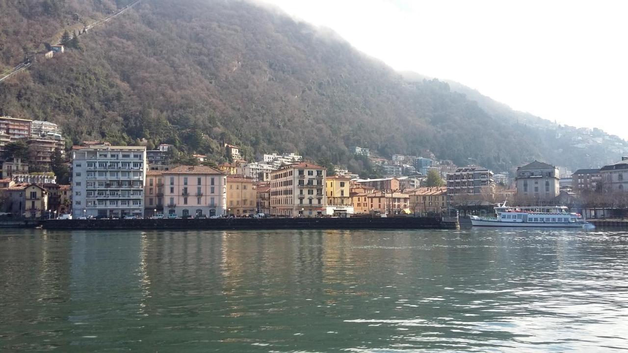 Al Molo Di Sant'agostino Bed & Breakfast Como